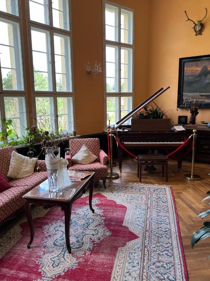 Schloss Grabow, Resting Place & A Luxury Piano Collection Resort, Prignitz Brandenburg Exterior photo